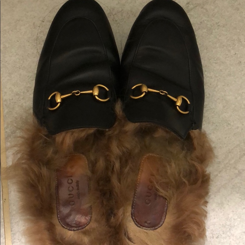 Gucci fur princetown